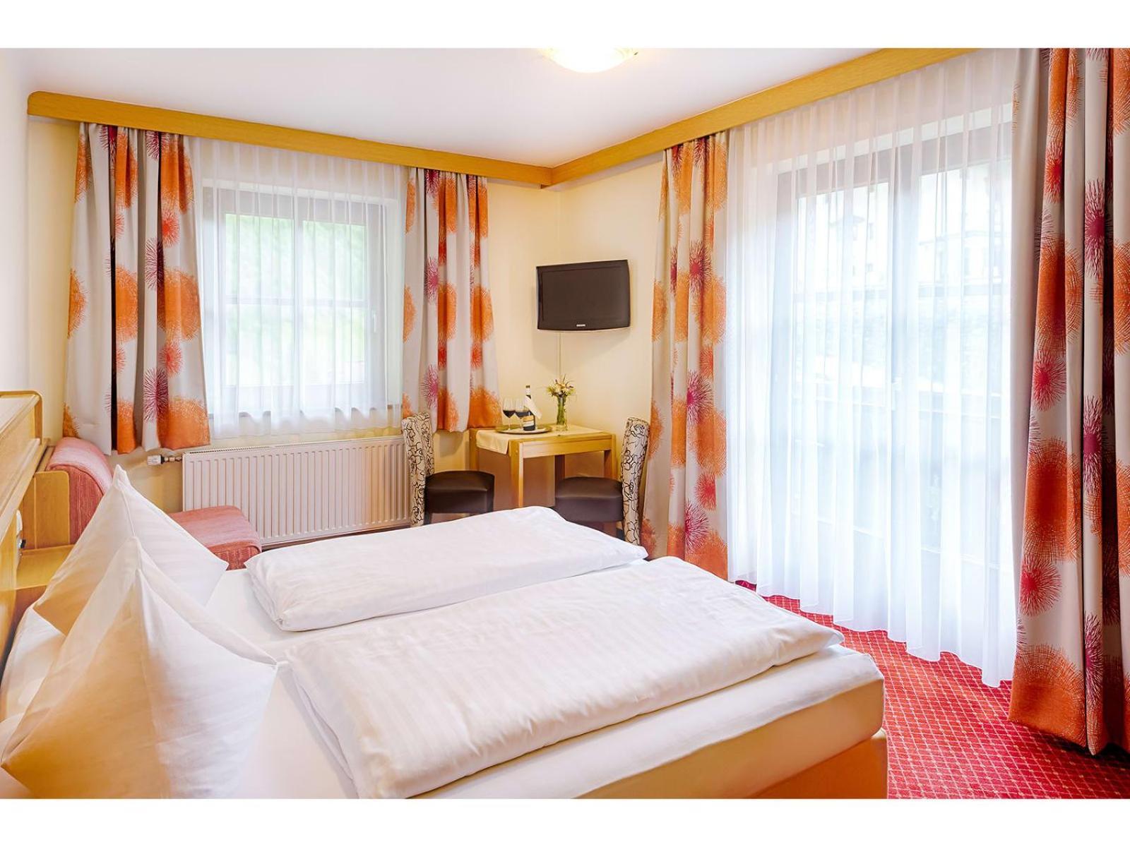 Landhotel Almroesl Im Grossarltal Hüttschlag Dış mekan fotoğraf