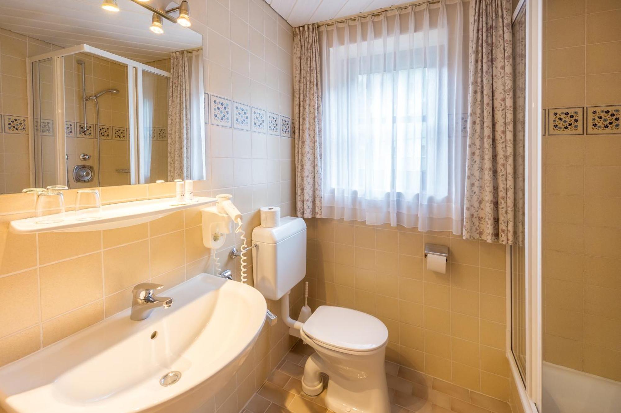 Landhotel Almroesl Im Grossarltal Hüttschlag Oda fotoğraf
